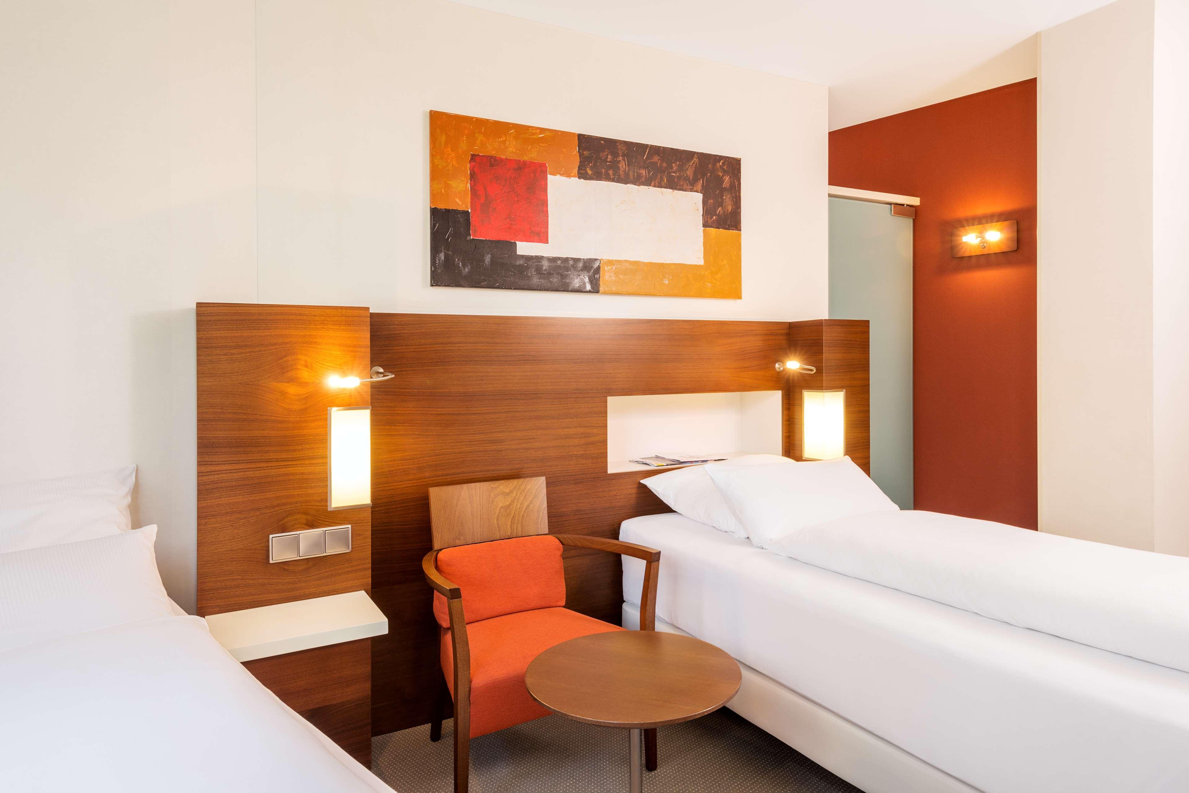 Nh Frankfurt Niederrad Hotel Frankfurt am Main Ngoại thất bức ảnh