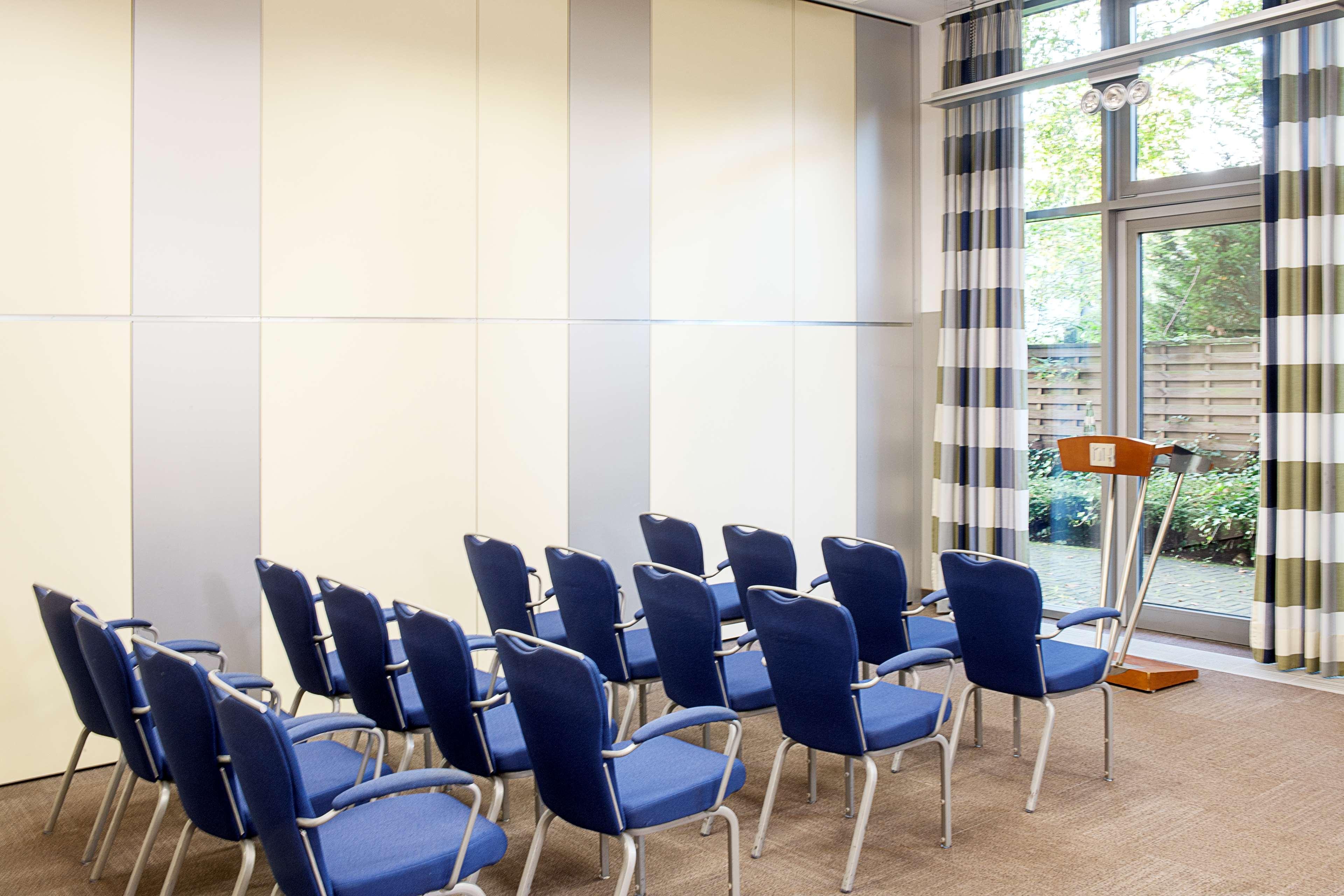Nh Frankfurt Niederrad Hotel Frankfurt am Main Ngoại thất bức ảnh
