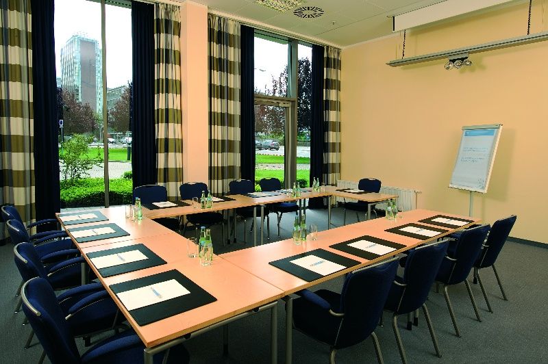 Nh Frankfurt Niederrad Hotel Frankfurt am Main Ngoại thất bức ảnh