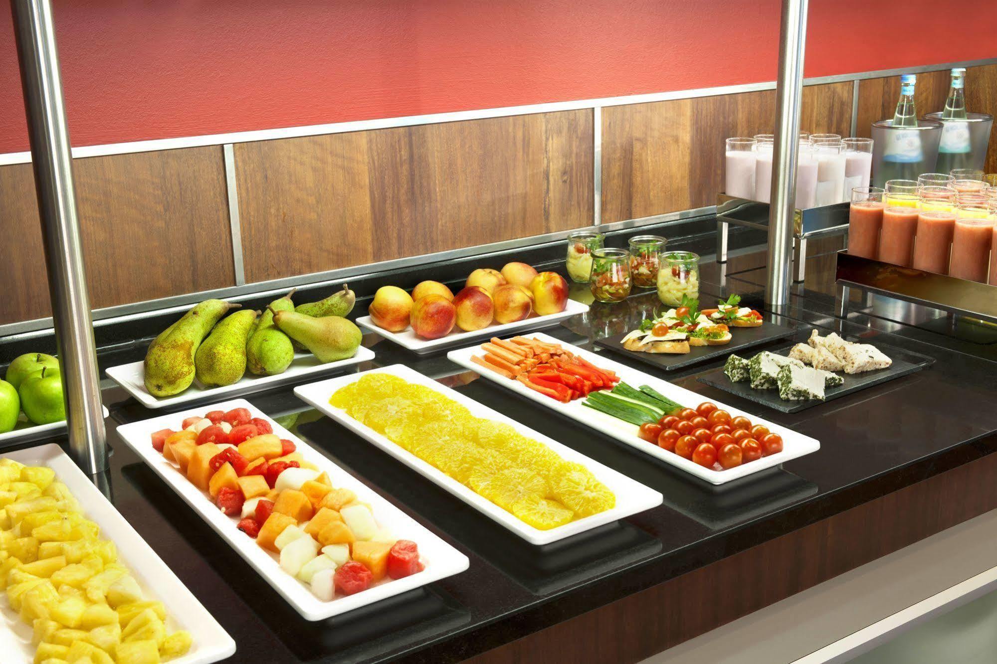 Nh Frankfurt Niederrad Hotel Frankfurt am Main Ngoại thất bức ảnh